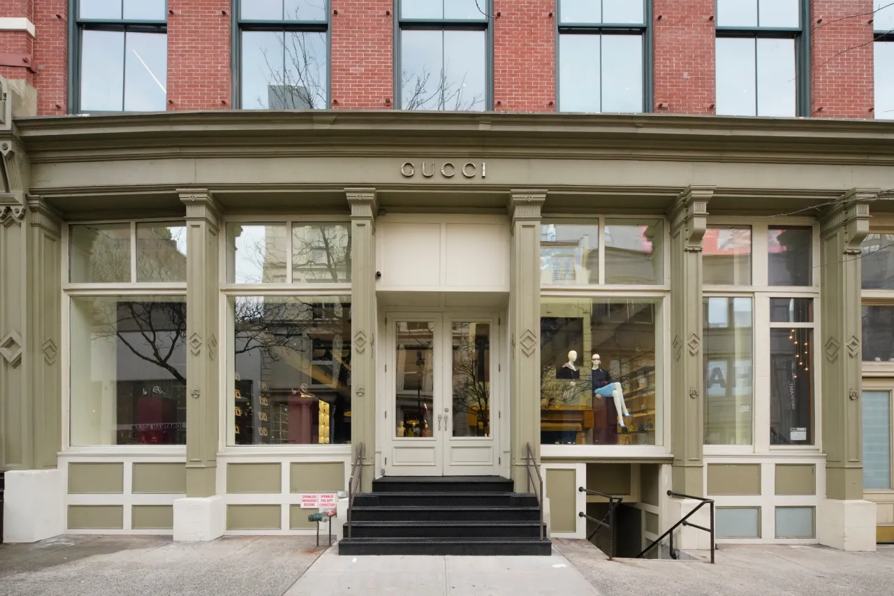 Sabato de Sarno debija Ņujorkas veikalā