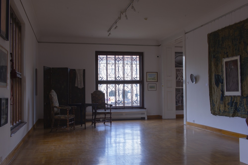 Nekārtīga pils. Franciszek Starowieyski atkal Krakovā - izstādes dokumentācija