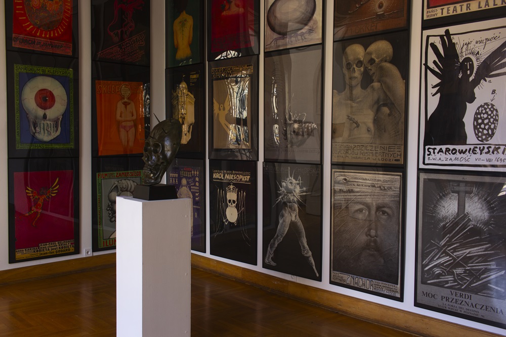 Nekārtīga pils. Franciszek Starowieyski atkal Krakovā - izstādes dokumentācija