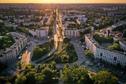 īres nams par 50 miljoniem