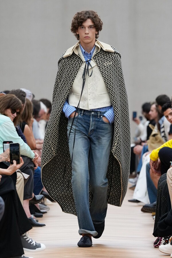 Džonatans Andersons Dior zīmolam2