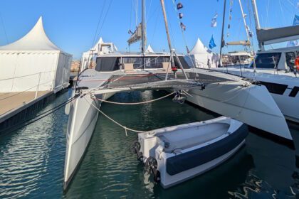 Zaglowe2 katamarāni