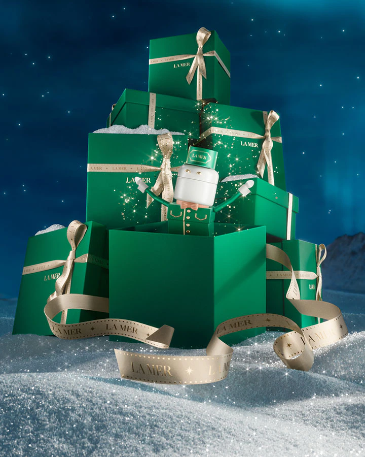 Lm 2024 Fy25 Holiday Plp Header 3 apkalpotāji ietvaros vilciena Primer Desktop Slice