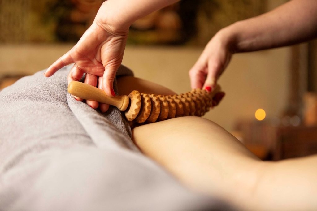 Maderoterapija viesnīcas Manor House Spa viesnīcas bioatjaunošanas kabinetos