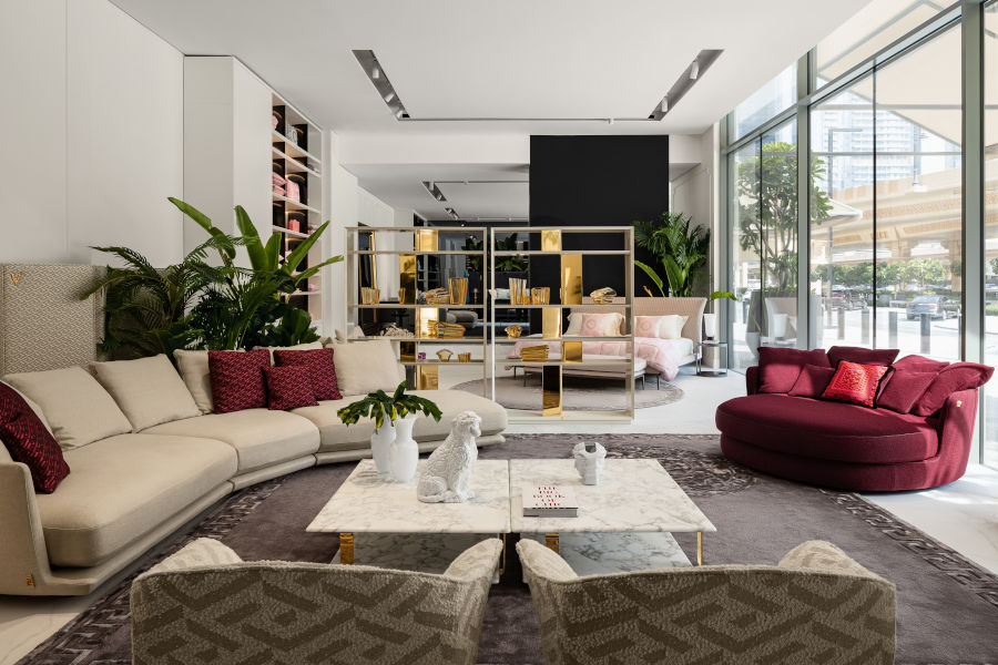 Solomia Home Izstāžu zāles interjers