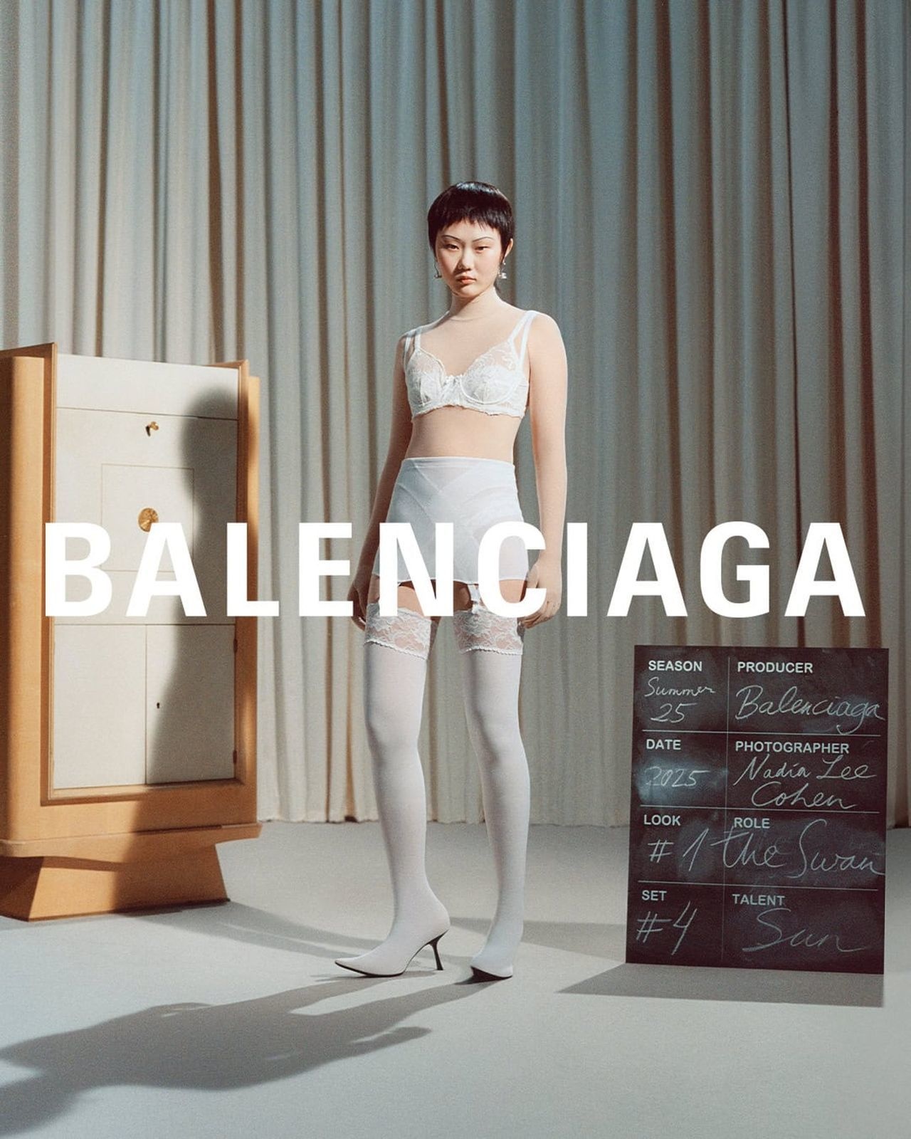Balenciaga vasaras kampaņa7