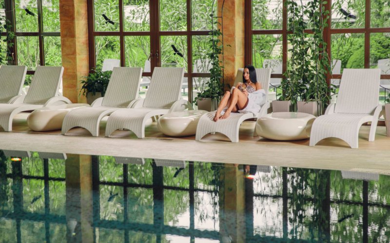 Muižas kungu mājas peldbaseins