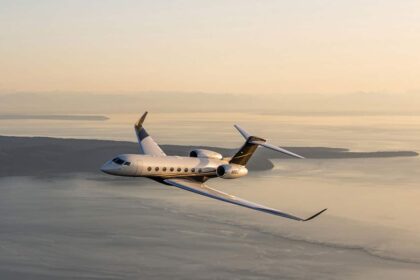 Flexjet un 800 miljonu USD finansējuma mīkla Fakti un mīti