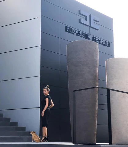 Kas ir Elisabetta Franchi blogs