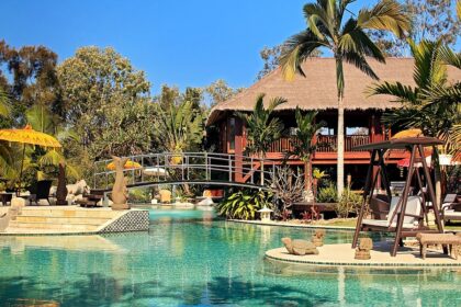 Makepeace Island Sirds formas luksusa sala uz Noosa upes