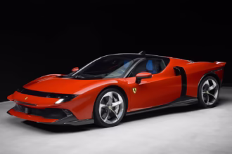Ferrari 849 Testarossa jeb hibrīda Sf90 pēctecis no 2026. gada