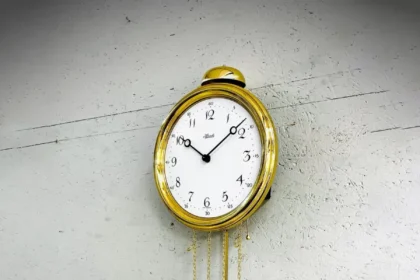 Labakie Sienas Pulkstenu Zimoli12