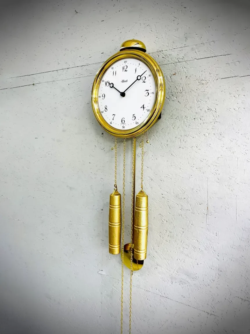 Labakie Sienas Pulkstenu Zimoli12