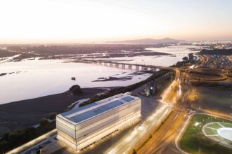 Pritzker 2026 Balva Arhitektam, Kurš Veido Jutīgumu3