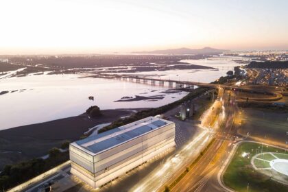 Pritzker 2026 Balva Arhitektam, Kurš Veido Jutīgumu3