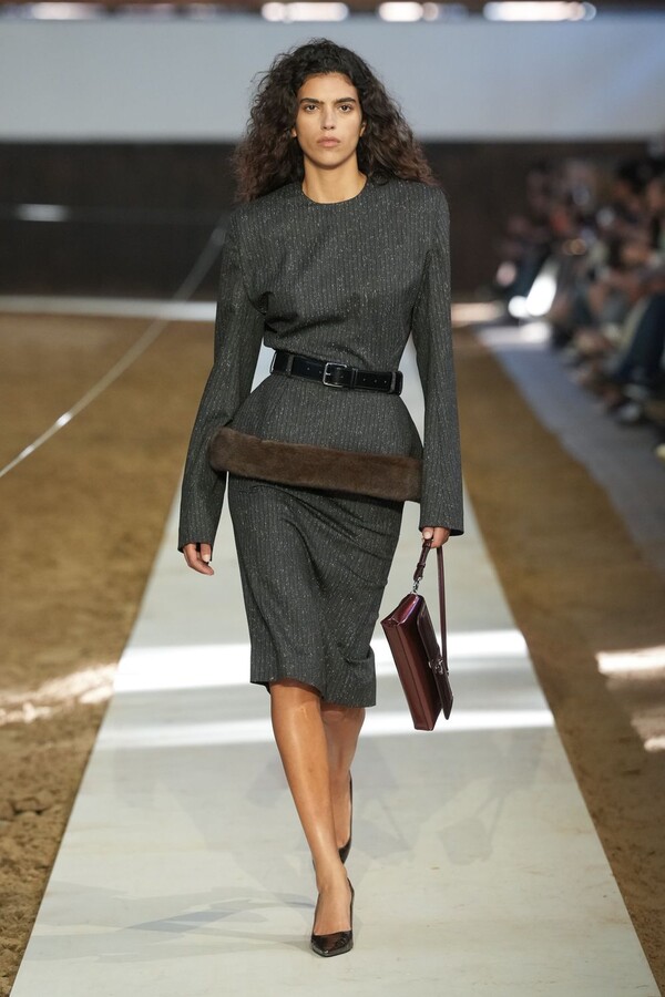 Top 5 tendenču tie&scaron;i no podiumiem 2026 Stella1