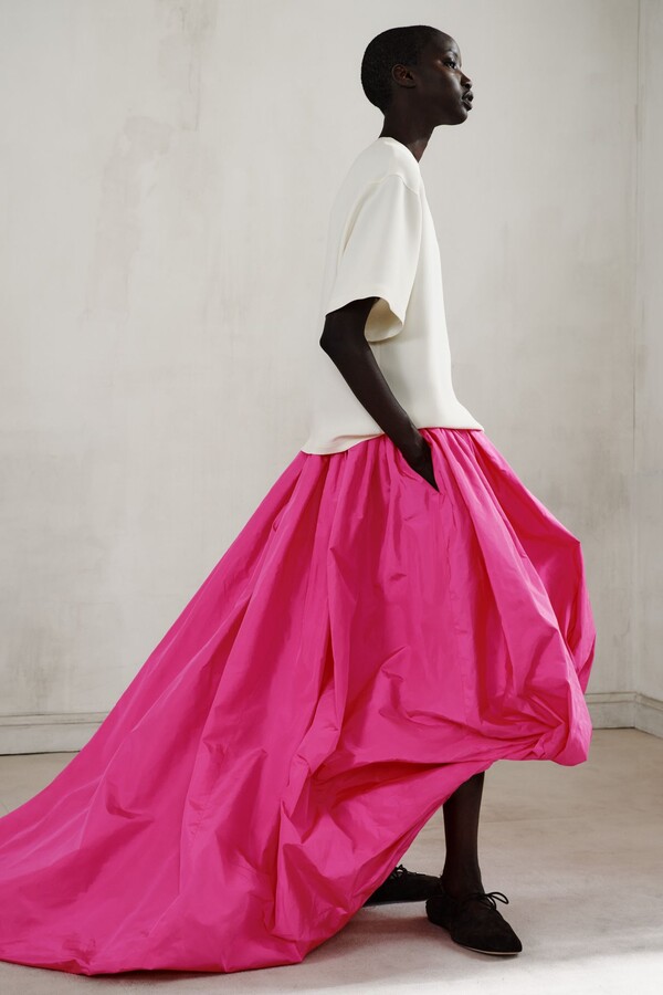Balenciaga Resort 2027 Izskatu grāmata12345